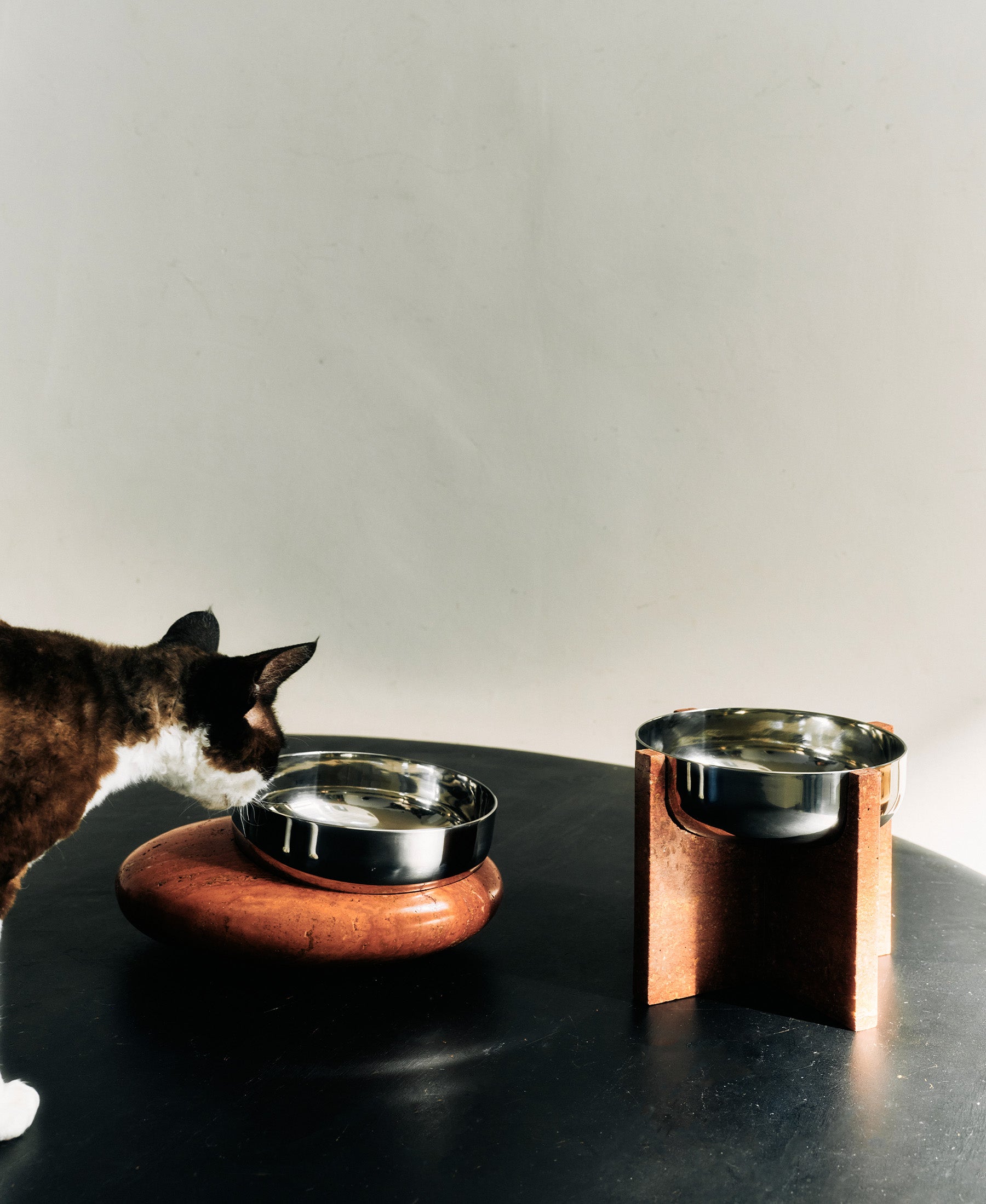 AXIS - Red Travertine(Limited Edition)